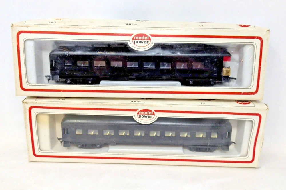 HO SCALE MODEL POWER HARRIMAN PENSYLVANIA RR OBSERVATION CAR 9899 9900